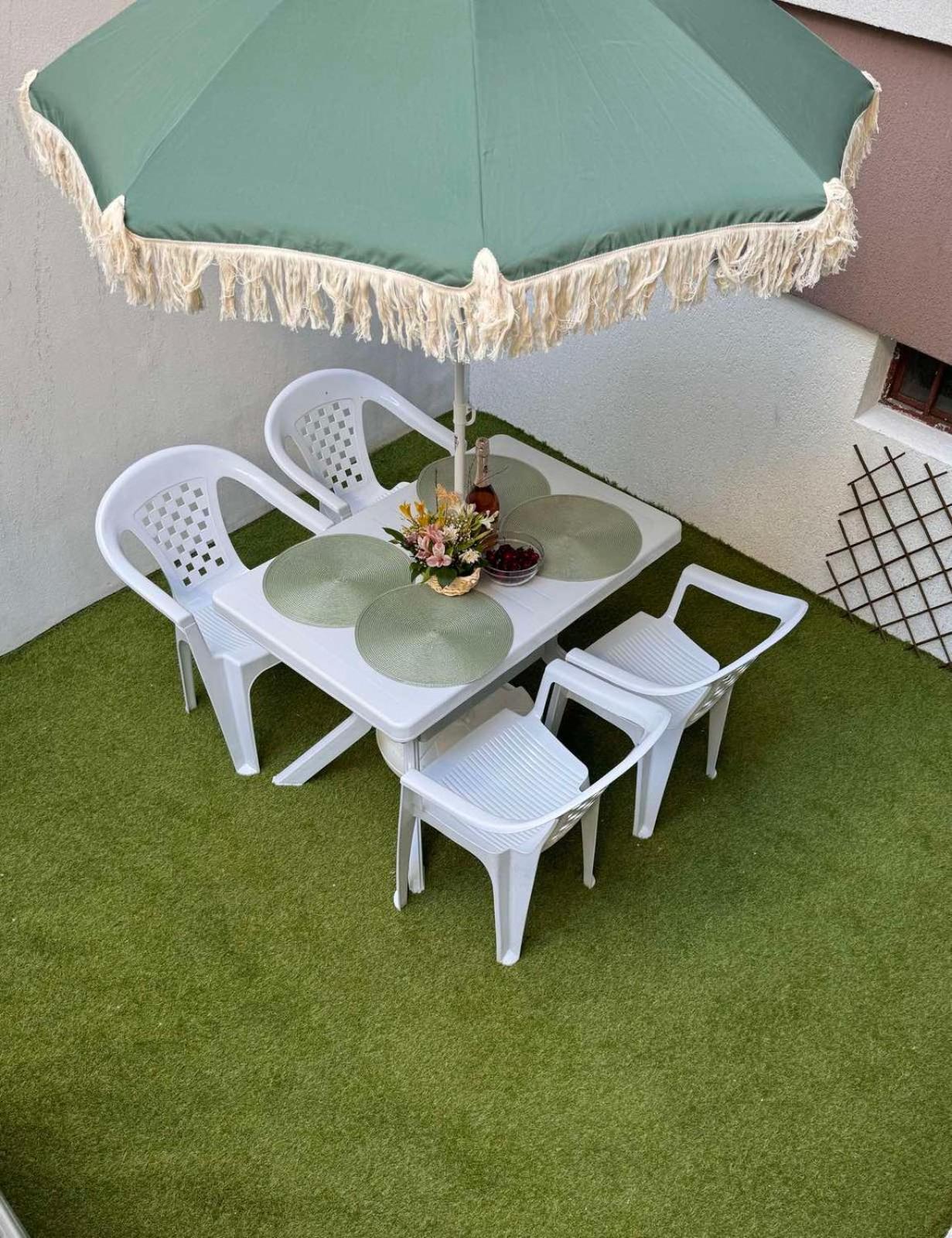 Goldy Central Beach Apartment With Private Garden Burgas Zewnętrze zdjęcie